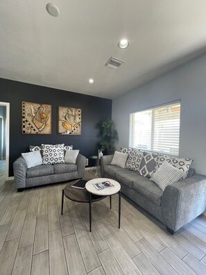 تلفزيون ذكي