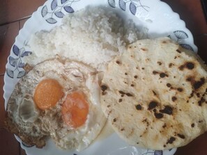 Daily local cuisine breakfast for a fee