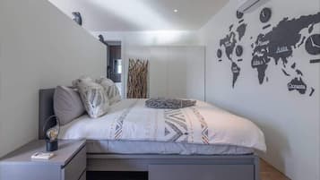 1 chambre, fer et planche Ă repasser, Wi-Fi gratuit, draps fournis