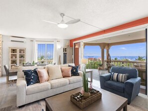 Smart TV - 3BR Townhouse in Pelican Key w/ Pool & Beach Acess (Pelican Key)