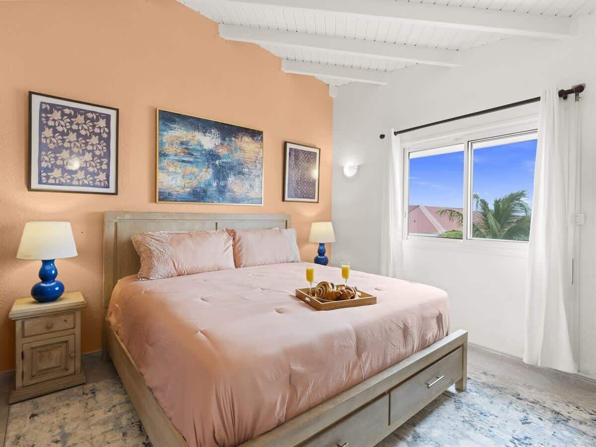 3 chambres, bureau, accès Internet, draps fournis