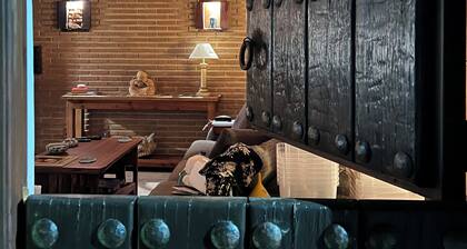 HoneyMoon Romantic beautiful Sagres House, 3mn walk, best surfing beach: Tonel