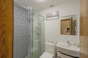 Bathroom - Volidam hotel (Samarkand)