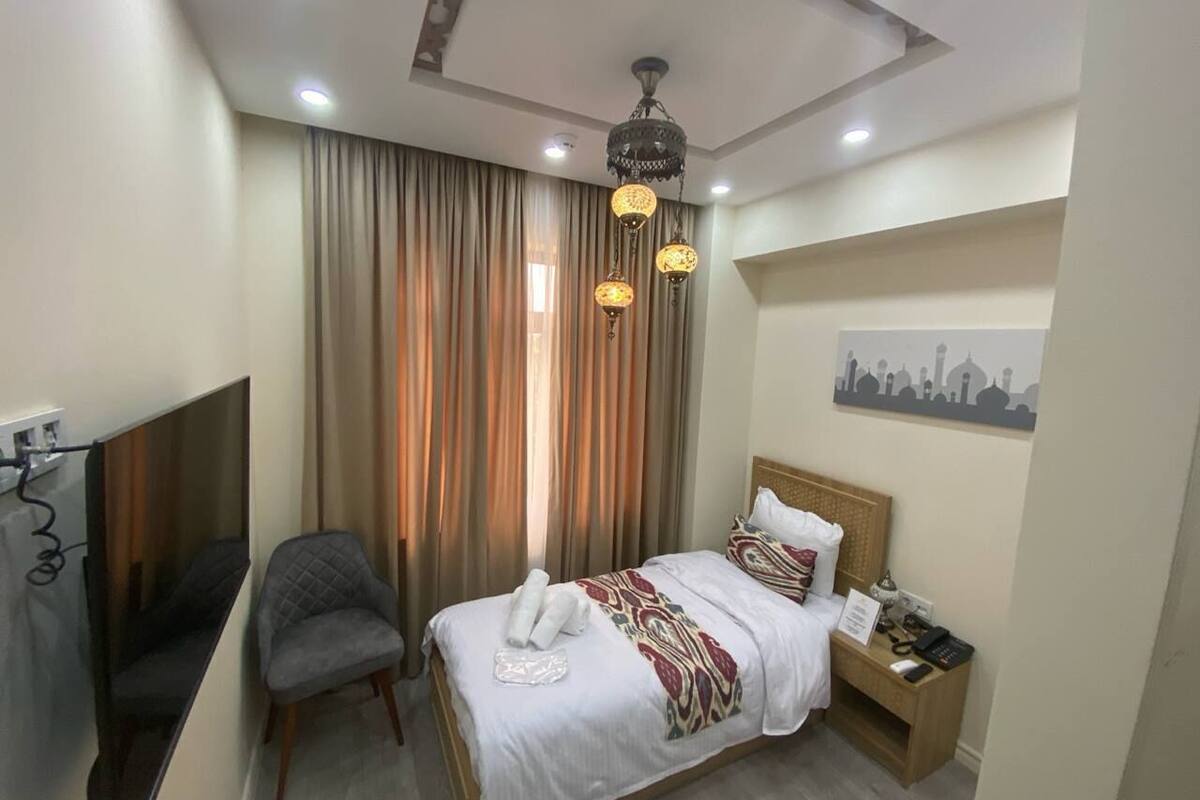 Standard Single Room, City View | In-room safe, blackout drapes, soundproofing