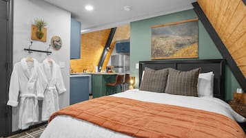 1 bedroom, desk, iron/ironing board, free WiFi