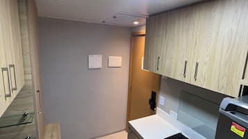 Microwave, stovetop
