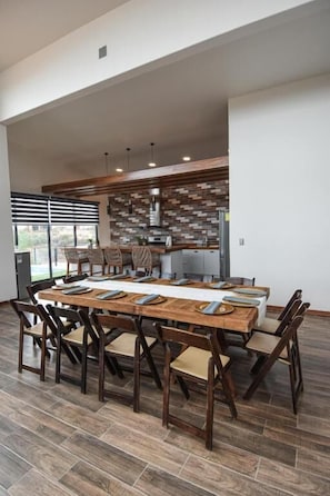 Maison Deluxe, vue sur le jardin | Cuisine privée