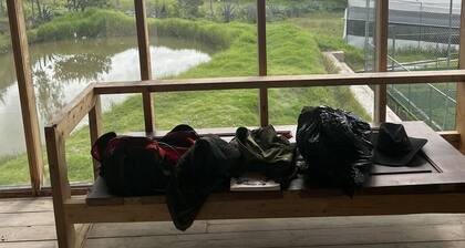 Charming 1-bedroom Vacational Suite in Tranquil Nuevo Susudel 35 E Cuenca Loja