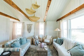 Smart TV - Hidden gem in Kure|2min walk to Beach|Hot Tub (Kure Beach)