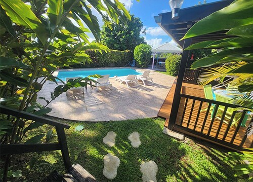 Appartement T2 CREOLE en bord de piscine