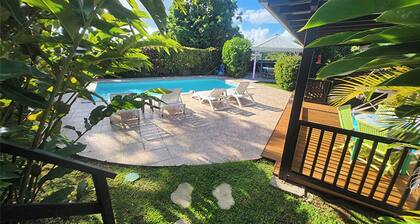 Appartement T2 CREOLE en bord de piscine