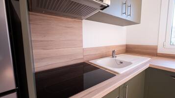 KylskÄp, mikrovÄgsugn, ugn och diskmaskin