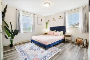 4 Schlafzimmer, Bügeleisen/Bügelbrett, WLAN, Bettwäsche