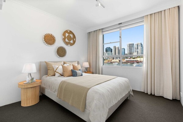 Sydney Harbourside Apartment - North Sydney