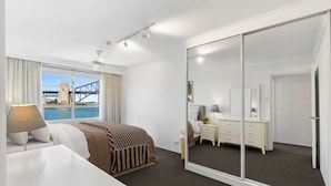 House - Sydney Harbourside Apartment (Sydney)