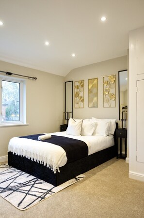 3 quartos, ferros/tábuas de passar roupa, Wi-Fi de cortesia