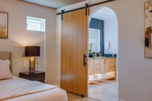 4 間睡房、書桌、熨斗/熨衫板、免費 Wi-Fi