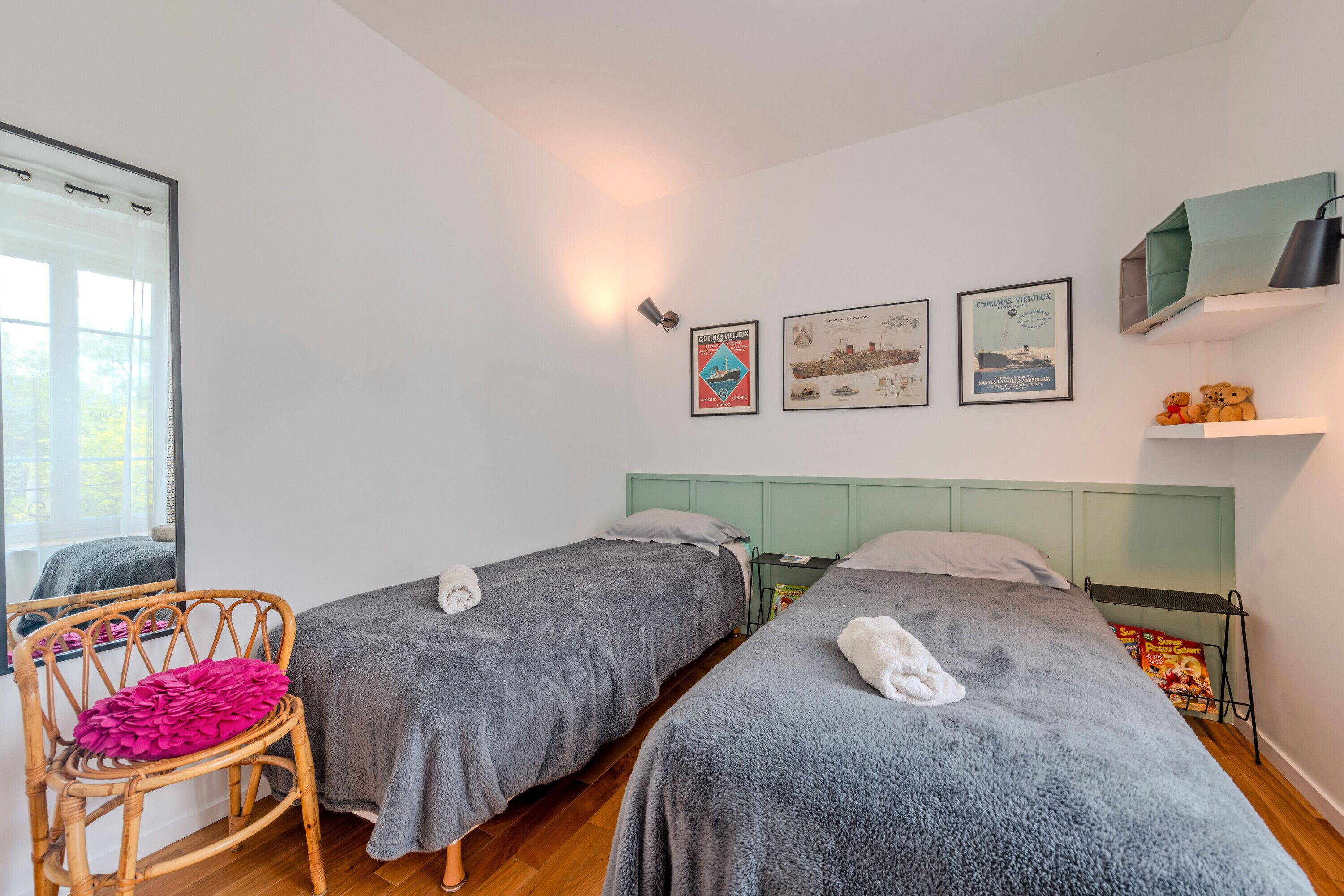 4 slaapkamers, een strijkplank/strijkijzer, gratis wifi, beddengoed