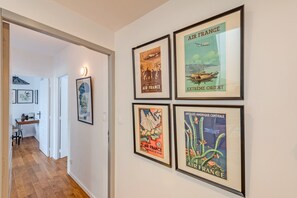 Interior - Holiday Home 'Maison 8 Pers Plein Centre Ville' with Private Terrace, Garden & Wi-Fi (Lesneven)