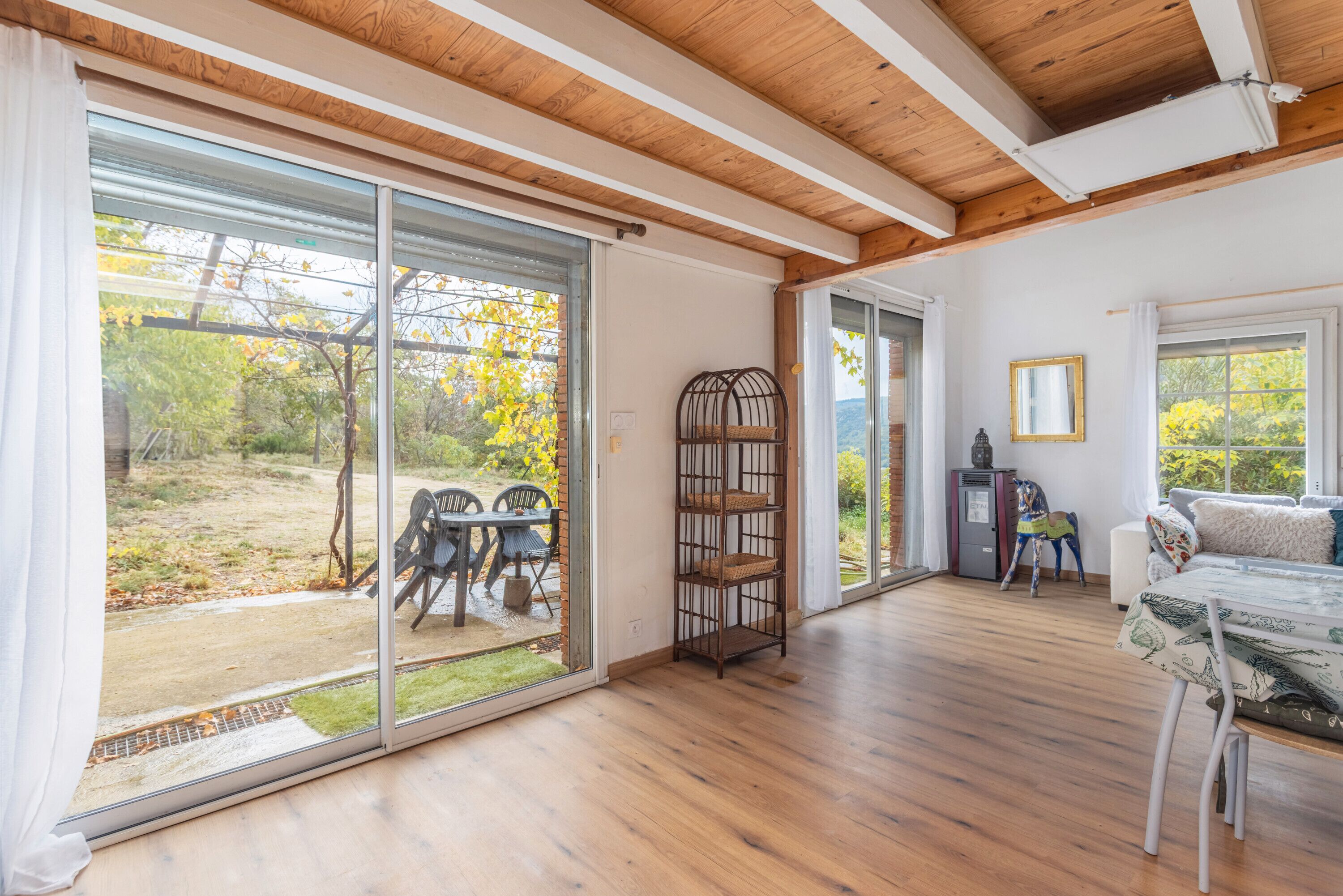 Televisor i reproductor de DVD 