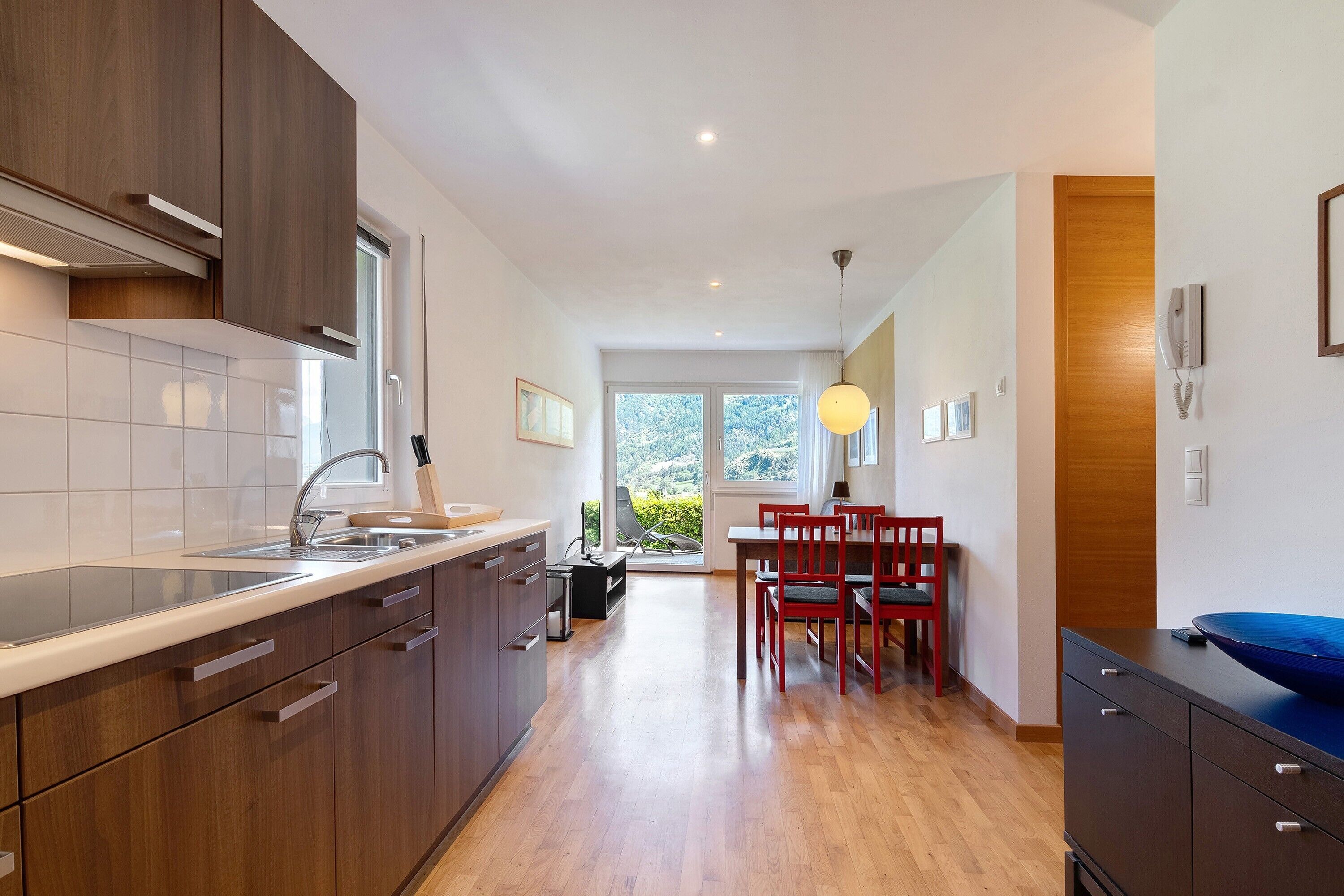 Refrigerador, microondas, parrilla de estufa y lavavajillas 