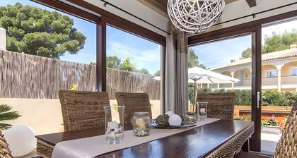 Holiday Home 'Pescadores' with Sea View, Private Terrace and Air Conditioning