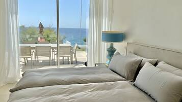 4 habitaciones, tabla de planchar con plancha y wifi gratis