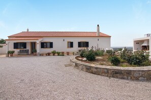 Exterior - Holiday Home 'Leo' with Sea View, Wi-Fi and Air Conditioning (Faro)