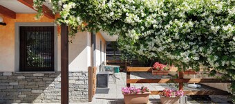 Apartamento 'Chateau Chatillon' con vistas a la montaña, terraza privada y Wi-Fi