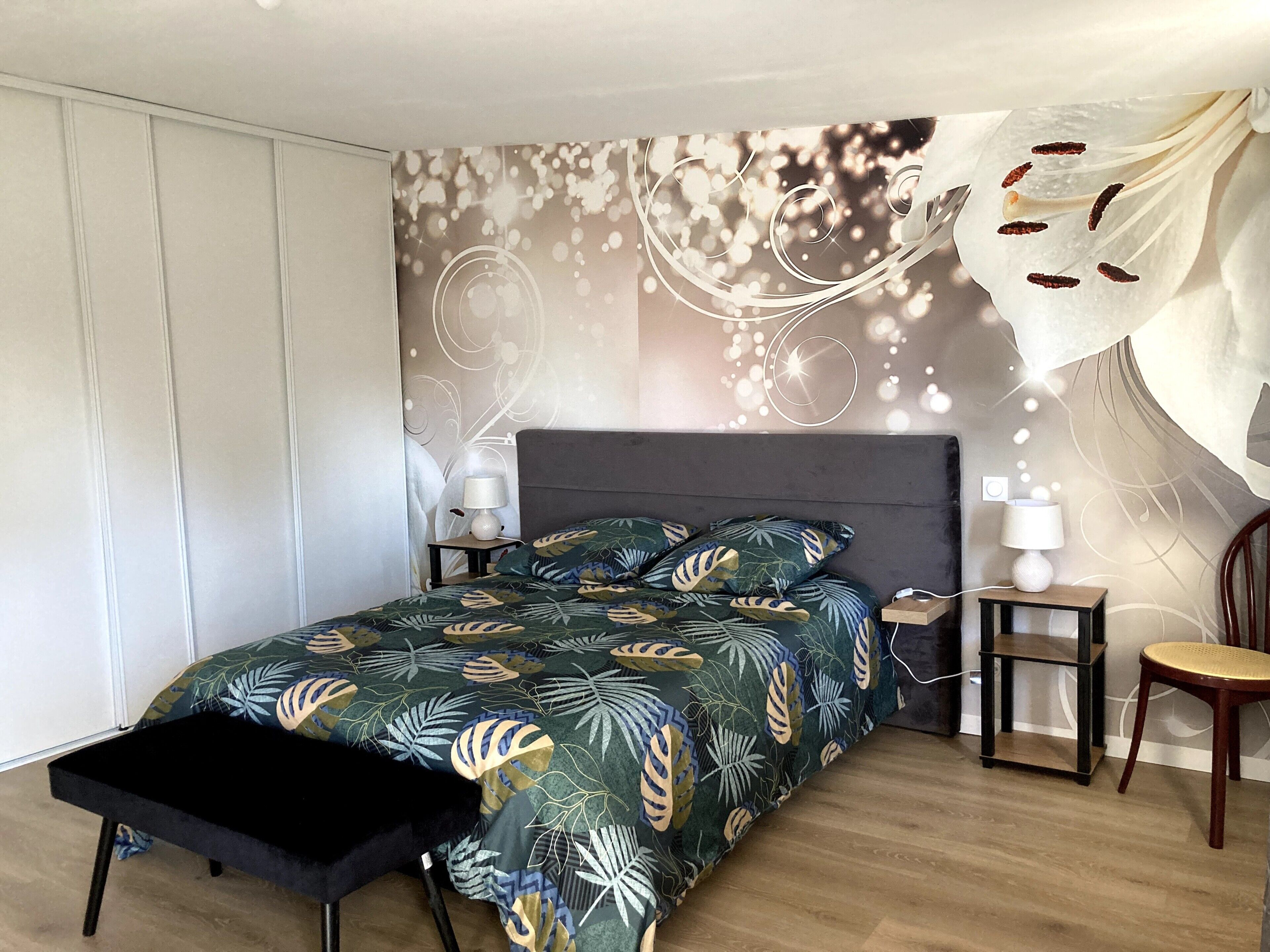 3 bedrooms, iron/ironing board, bed sheets