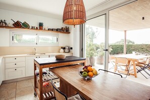 Dining - Luxury VillaTramuntana with Sea Views, Wi-Fi and Air Conditioning (Cap d'en Font)