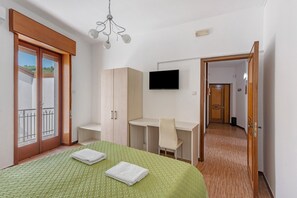 2 chambres, Wi-Fi gratuit, draps fournis