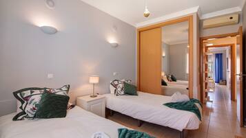 2 sovrum, strykjärn/strykbräda, gratis wi-fi och sängkläder