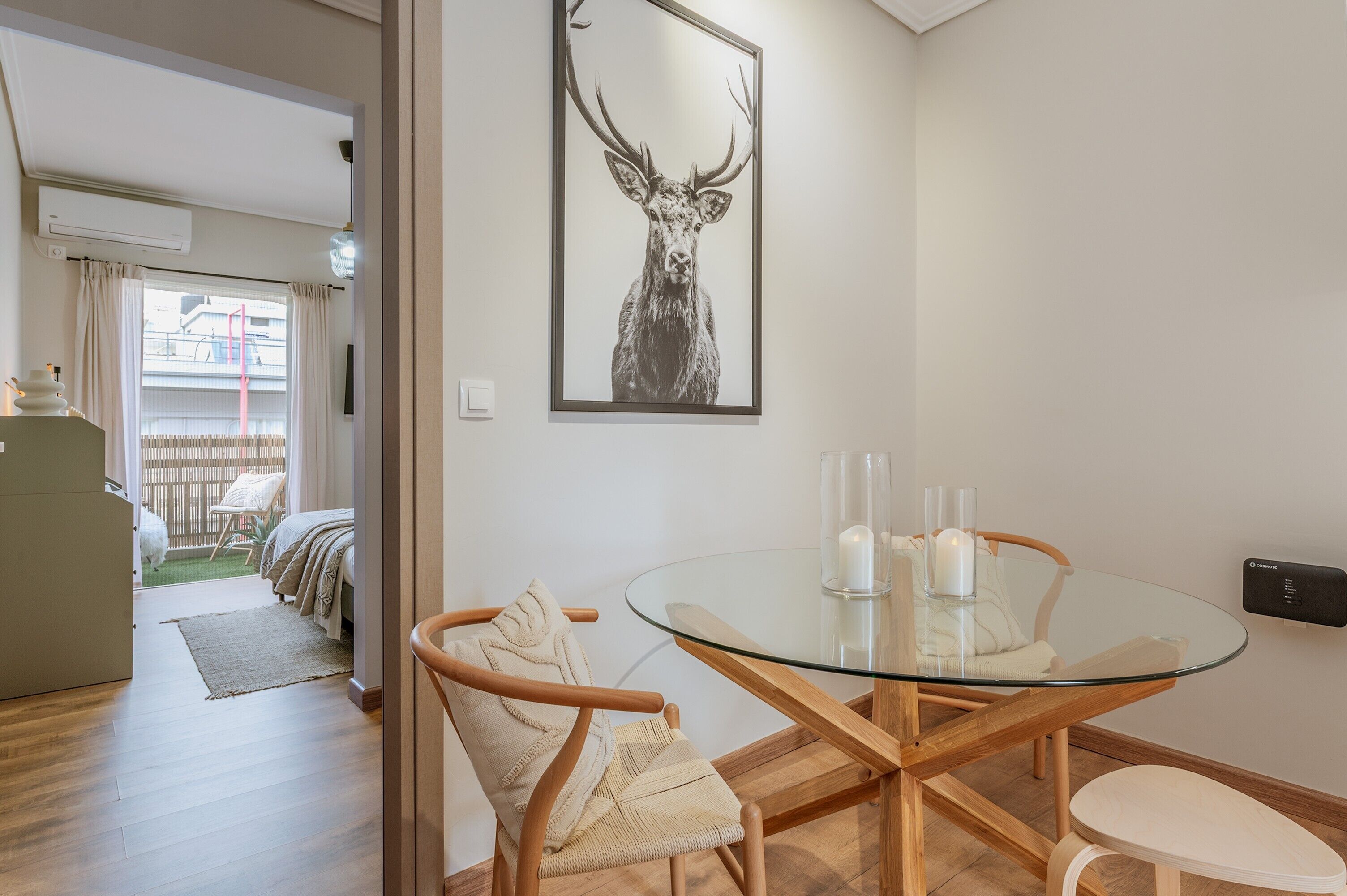 1 habitación, tabla de planchar con plancha, wifi gratis y ropa de cama 