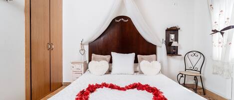 1 chambre, Wi-Fi gratuit, draps fournis