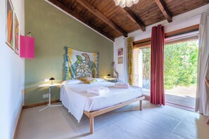 2 chambres, fer et planche à repasser, Wi-Fi gratuit, draps fournis