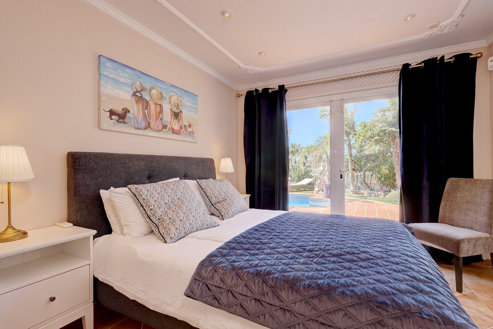 4 bedrooms, iron/ironing board, free WiFi, bed sheets