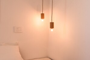 1 bedroom, iron/ironing board, free WiFi, bed sheets - Apartment 'Cantina' with Wi-Fi and Air Conditioning (Montallegro)