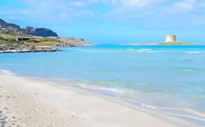 Beach nearby - Holiday Home 'Aurora' with Private Pool, Wi-Fi and Air Conditioning (Stintino)