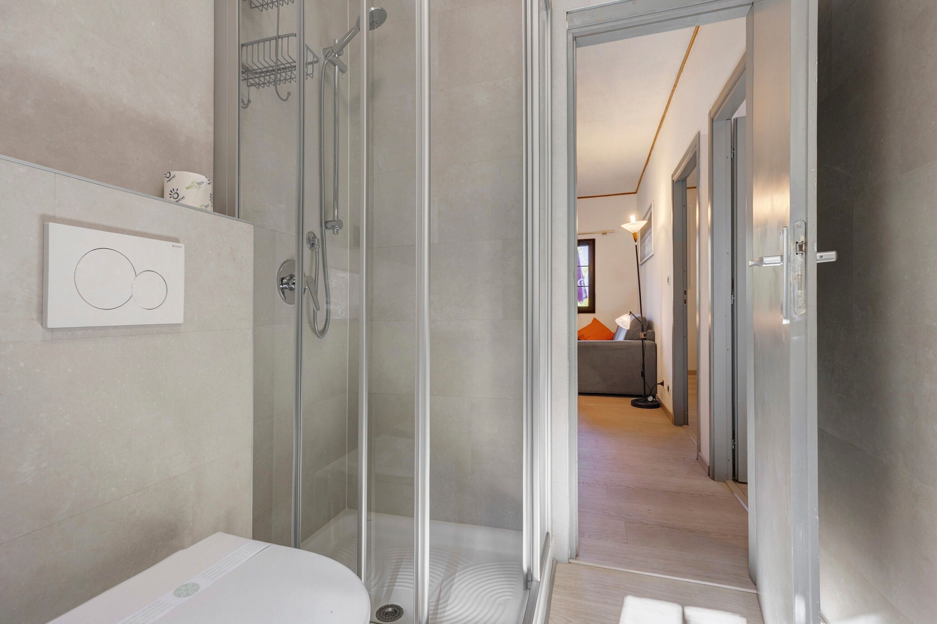 Douche, serviettes fournies