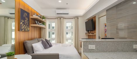 1 bedroom, iron/ironing board, WiFi, bed sheets