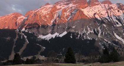 Chalet 'Grand - Coeur De La Montagne' with Mountain View, Private Terrace and Wi-Fi