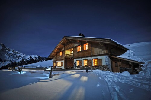 Chalet 'Grand  - Coeur De La Montagne' with Mountain View, Private Terrace and Wi-Fi