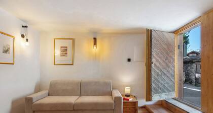 Apartment 'Entrèves' with Mountain View and Wi-Fi