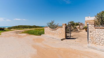 Enceinte de lâhĂ©bergement