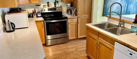 Microwave, oven, stovetop, dishwasher