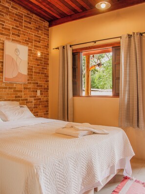 Habitación Deluxe doble, 1 cama de matrimonio | Sistema de insonorización y wifi gratis