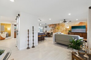 Smart TV, offices