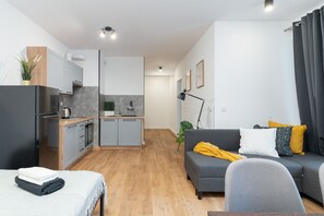 Departamento familiar, 1 habitación, patio | Servicio a la habitación