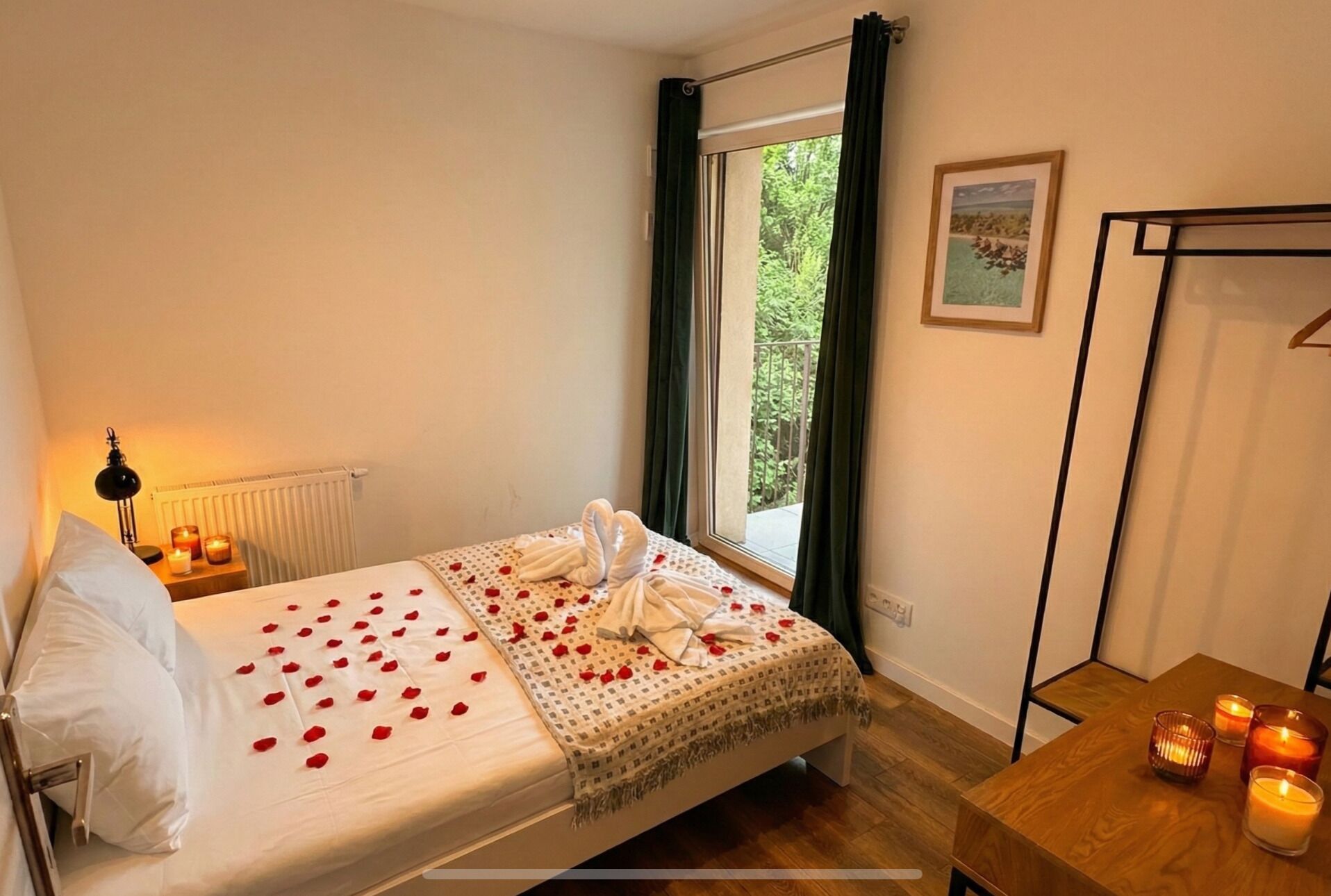 Rideaux occultants, fer et planche à repasser, Wi-Fi gratuit